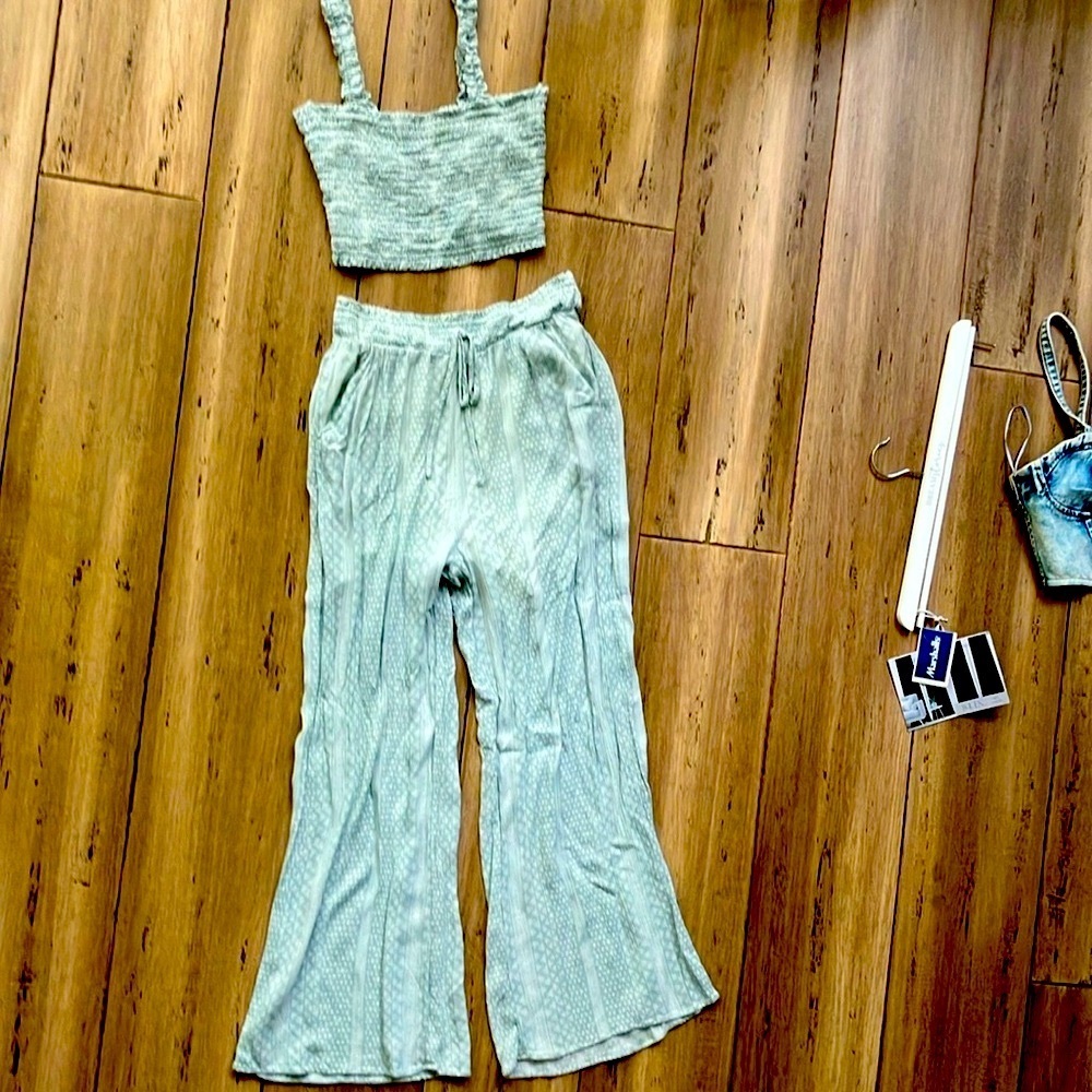 Paper Crane Anthropologie Green Ruched smocked Wide Leg Pants & Top Set S